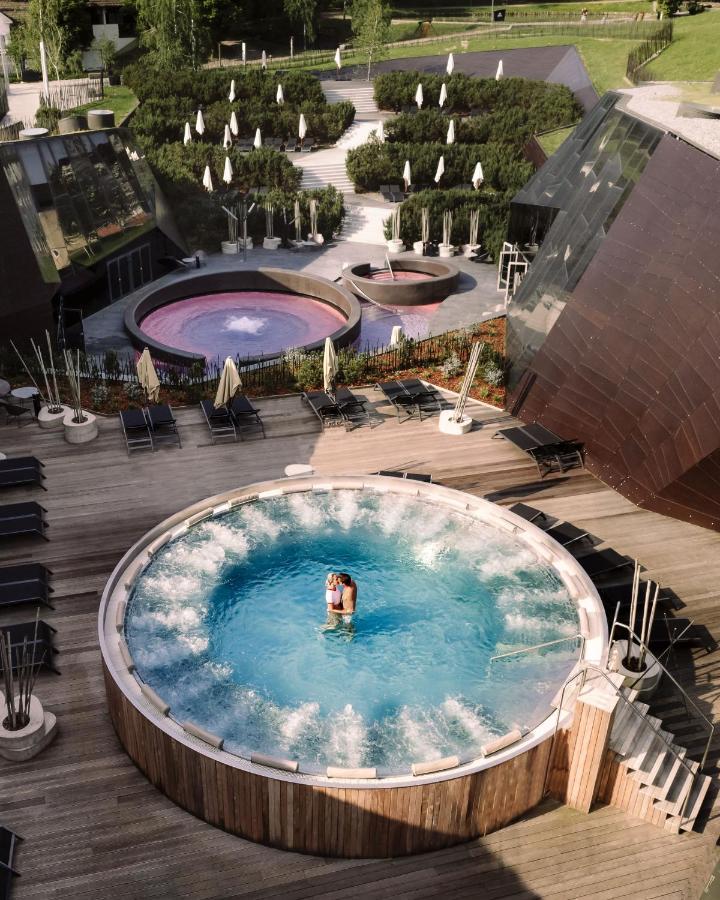 Terme Olimia - Aparthotel Rosa Podčetrtek Exteriör bild